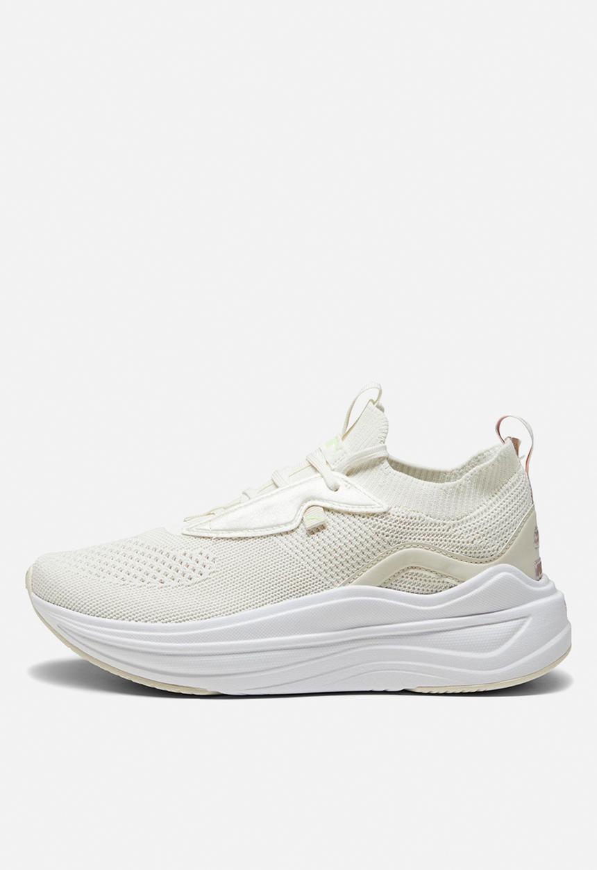 PUMA - Softride Stakd 