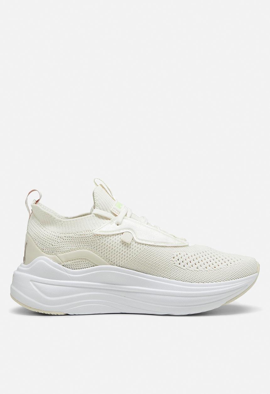 PUMA - Softride Stakd 
