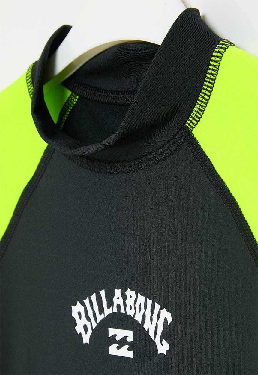 Billabong  - Groms all day arch rf short sleeve  - black & neon yellow