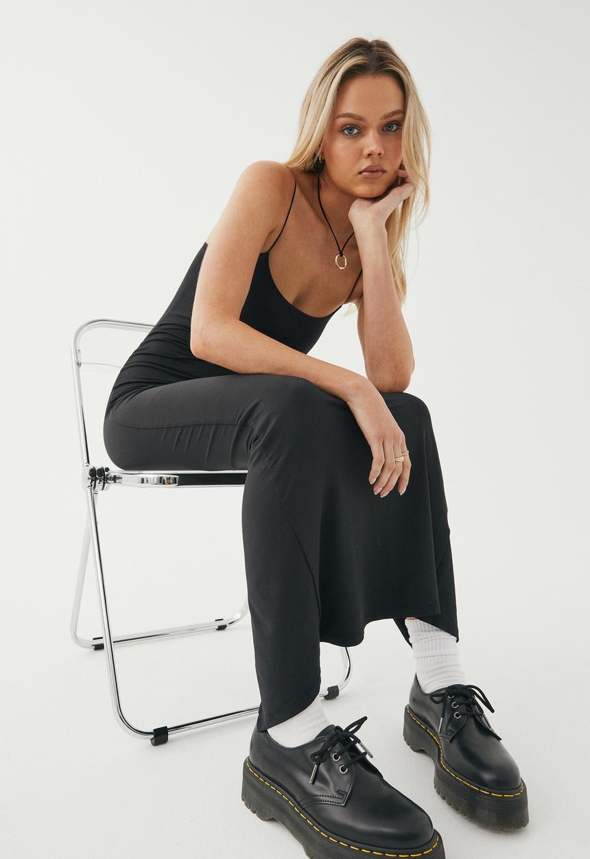 Supré  - Layla luxe maxi dress - black