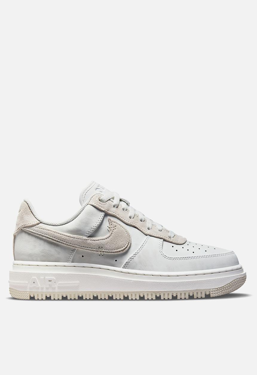 Nike - Air force 1 Luxe