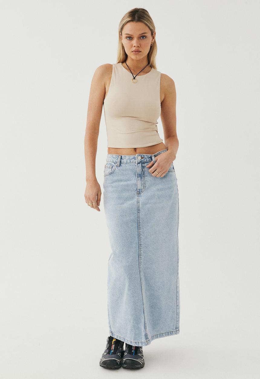 Supré  - Luxe cropped tank - london beige