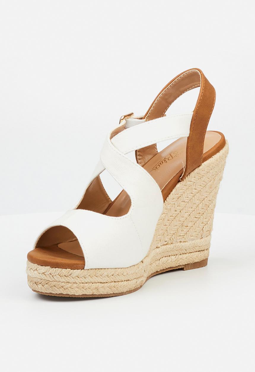 Miss Black - Hooked 4 wedge heel - white