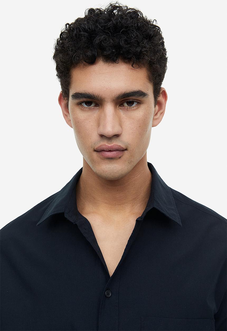 H&M - Regular fit short sleeved shirt - black