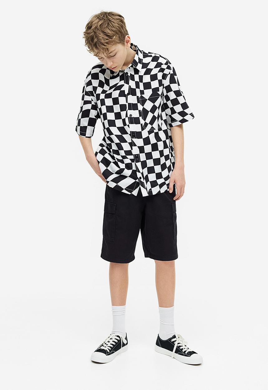H&M - Twill cargo shorts - black