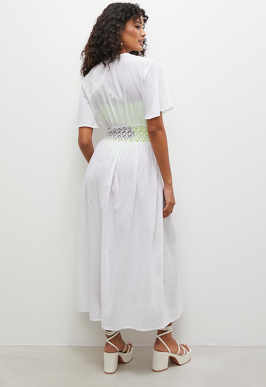 Superbalist - Crochet inset maxi kaftan - white