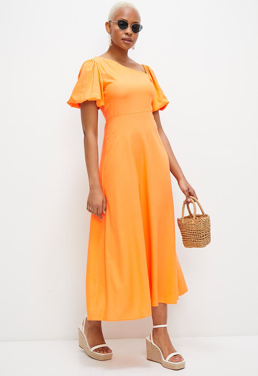 MILLA - Asym balloon sleeve fit & flare dress - apricot