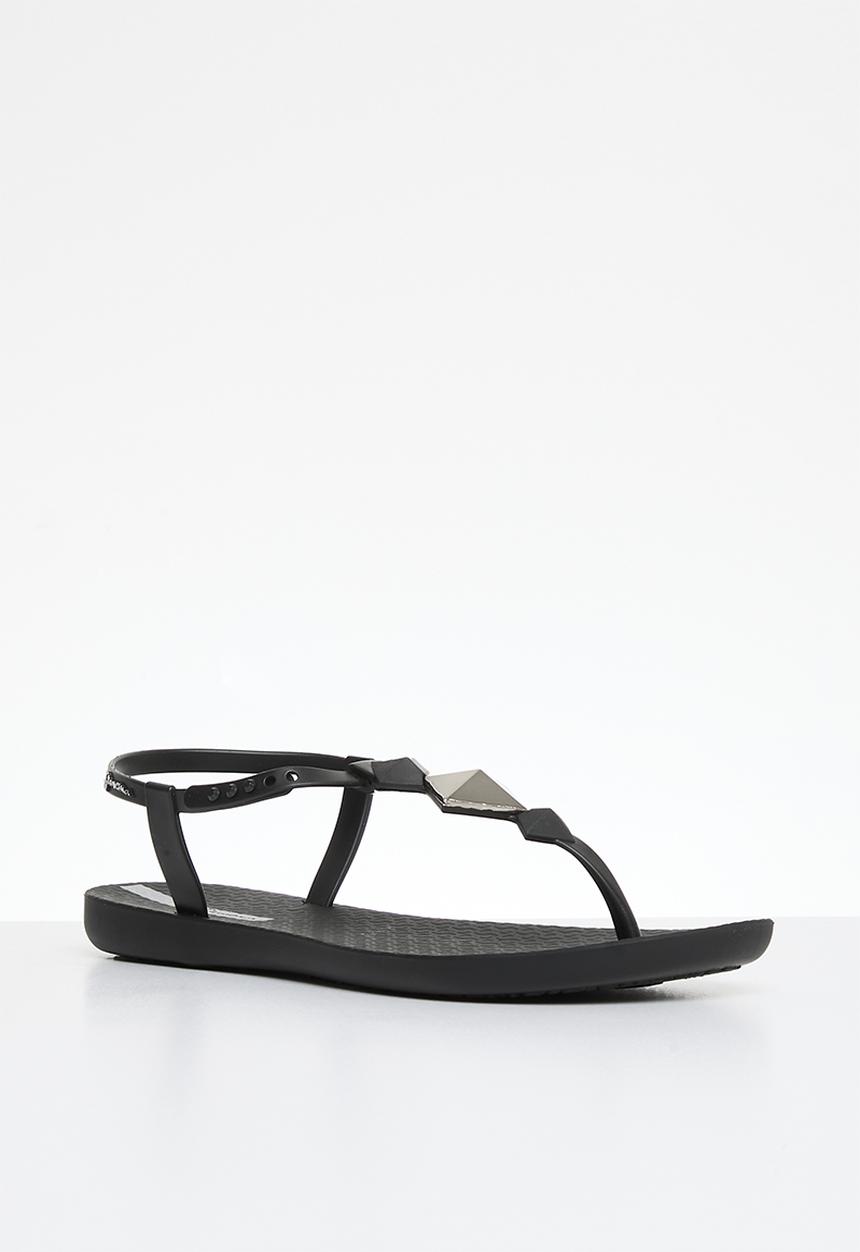 Ipanema - GIL27101 sandal - black
