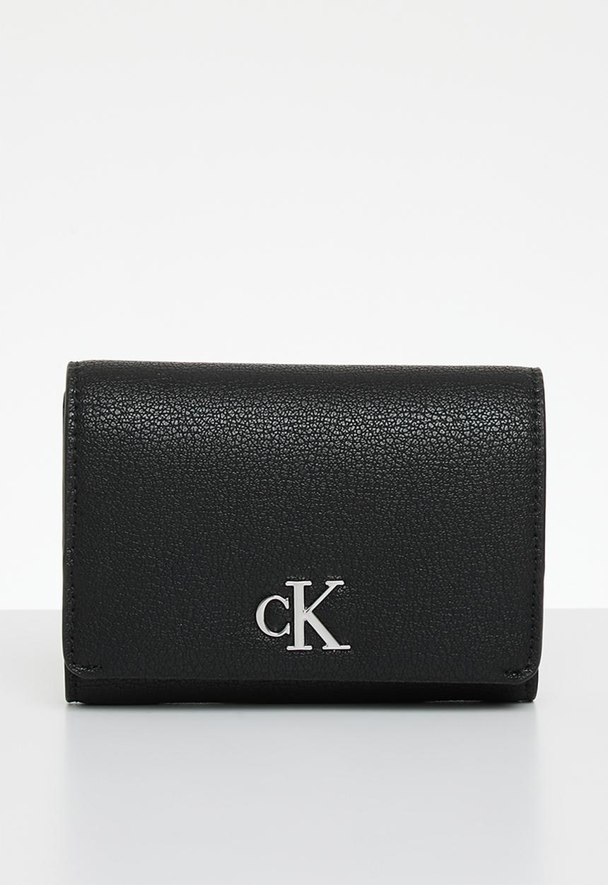 Calvin Klein - Minimal monogram med trifold - black