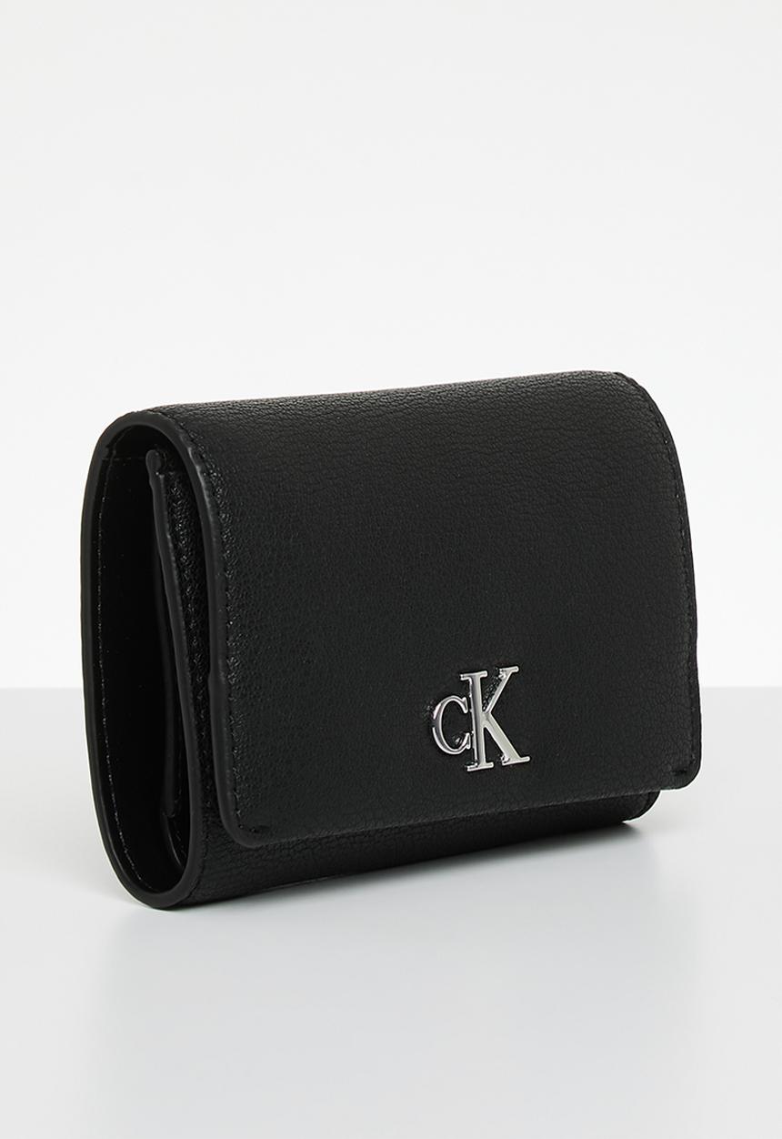 Calvin Klein - Minimal monogram med trifold - black