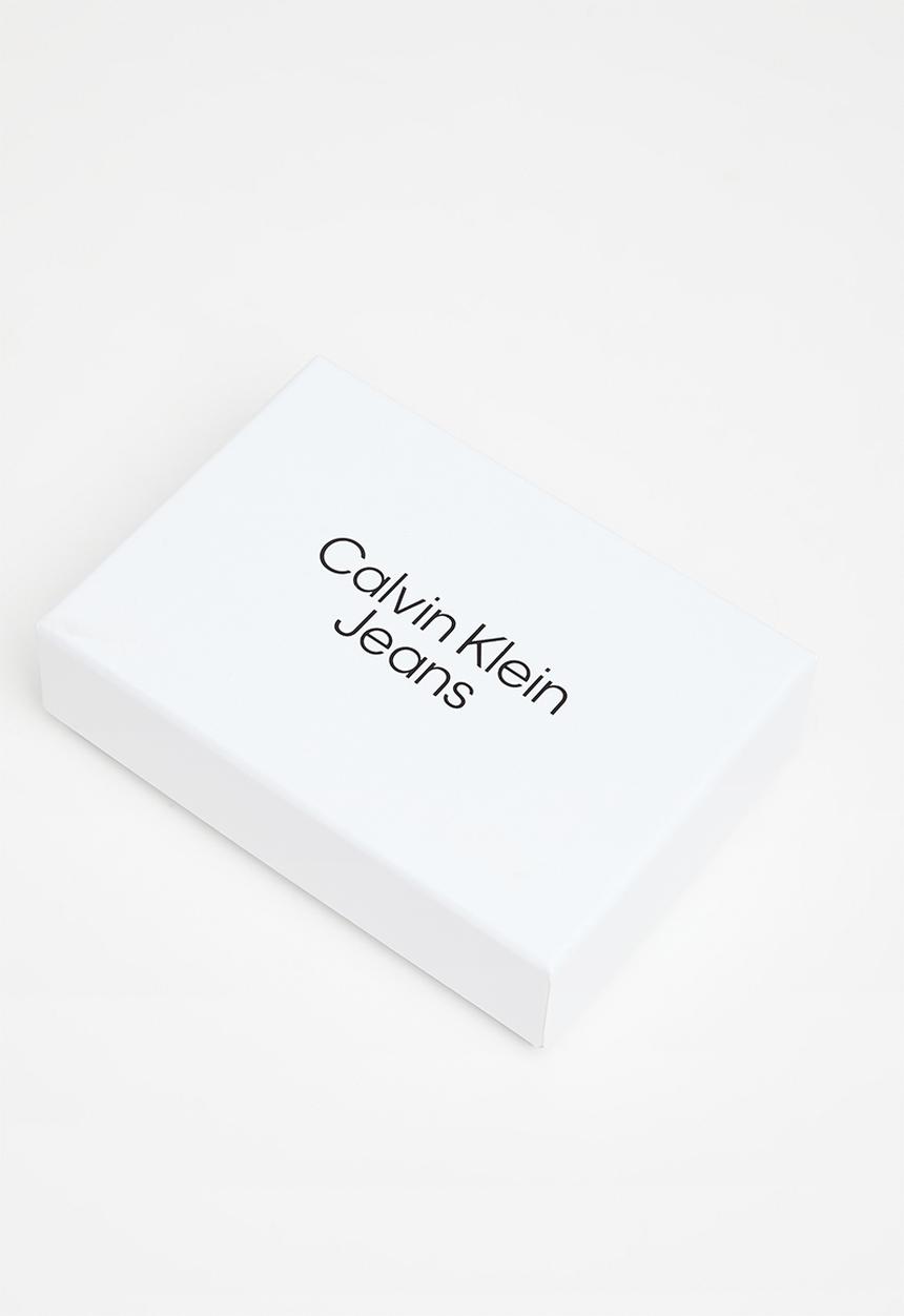 Calvin Klein - Minimal monogram med trifold - black