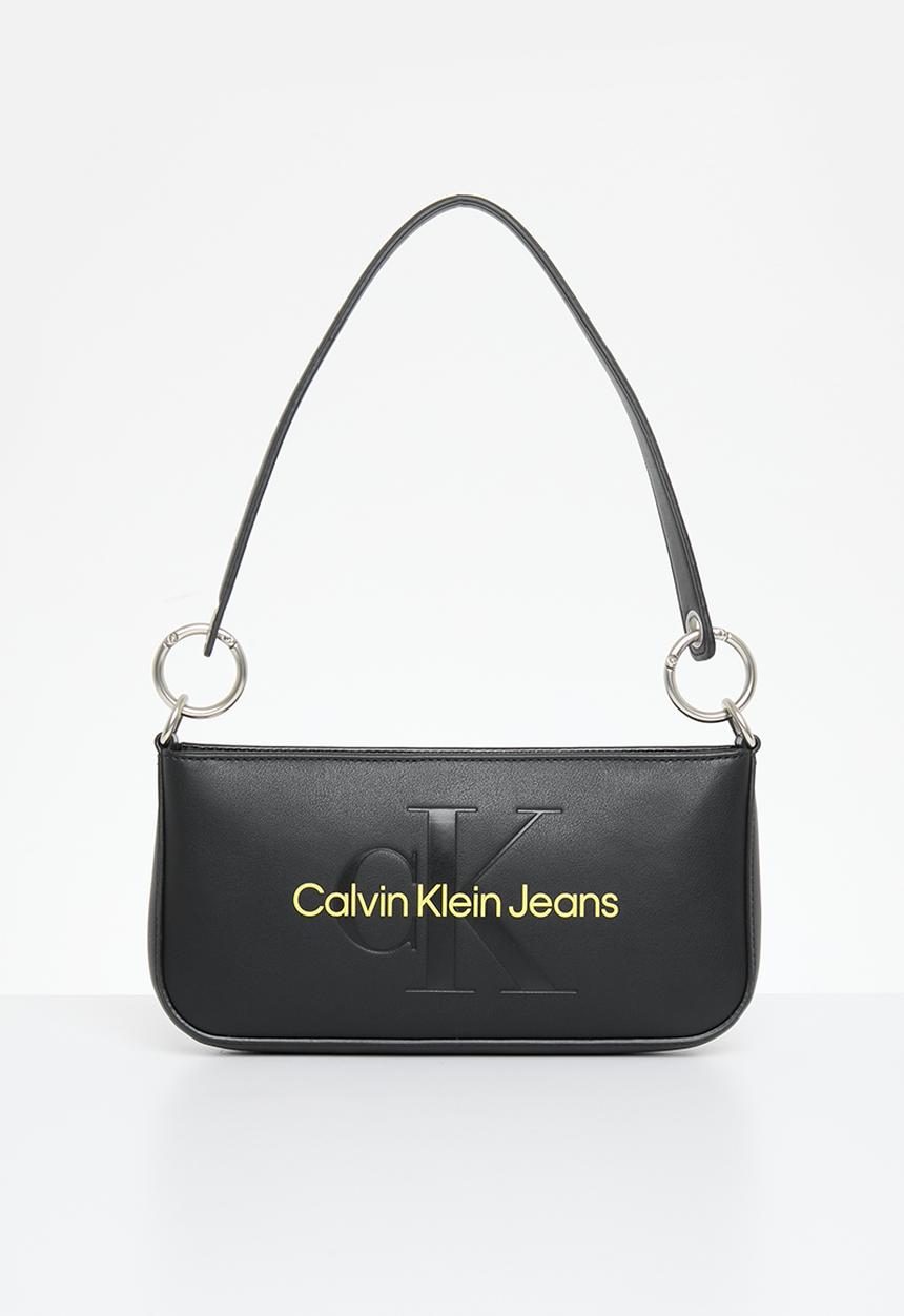 Calvin Klein - Sculpted shoulder pouch25 mono - fashion black