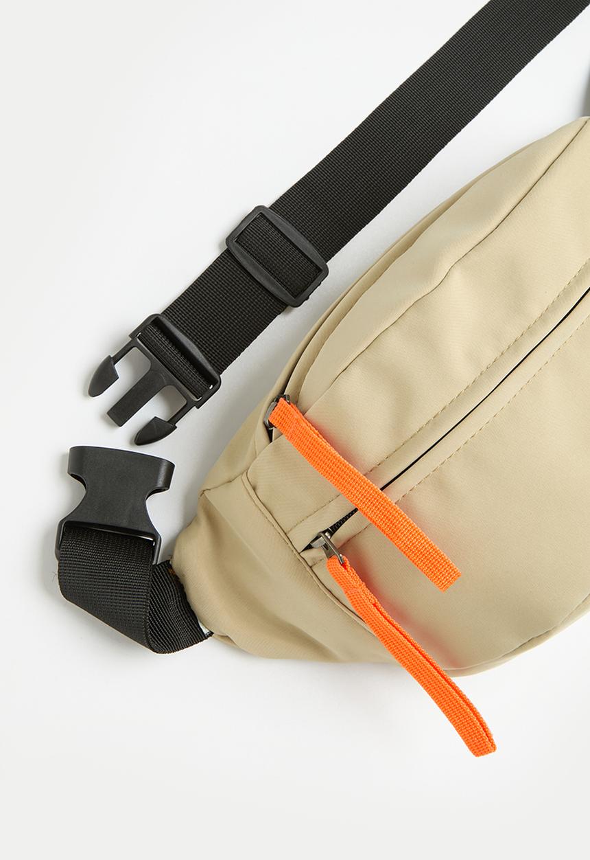 Superbalist - Tevia waist bag - beige
