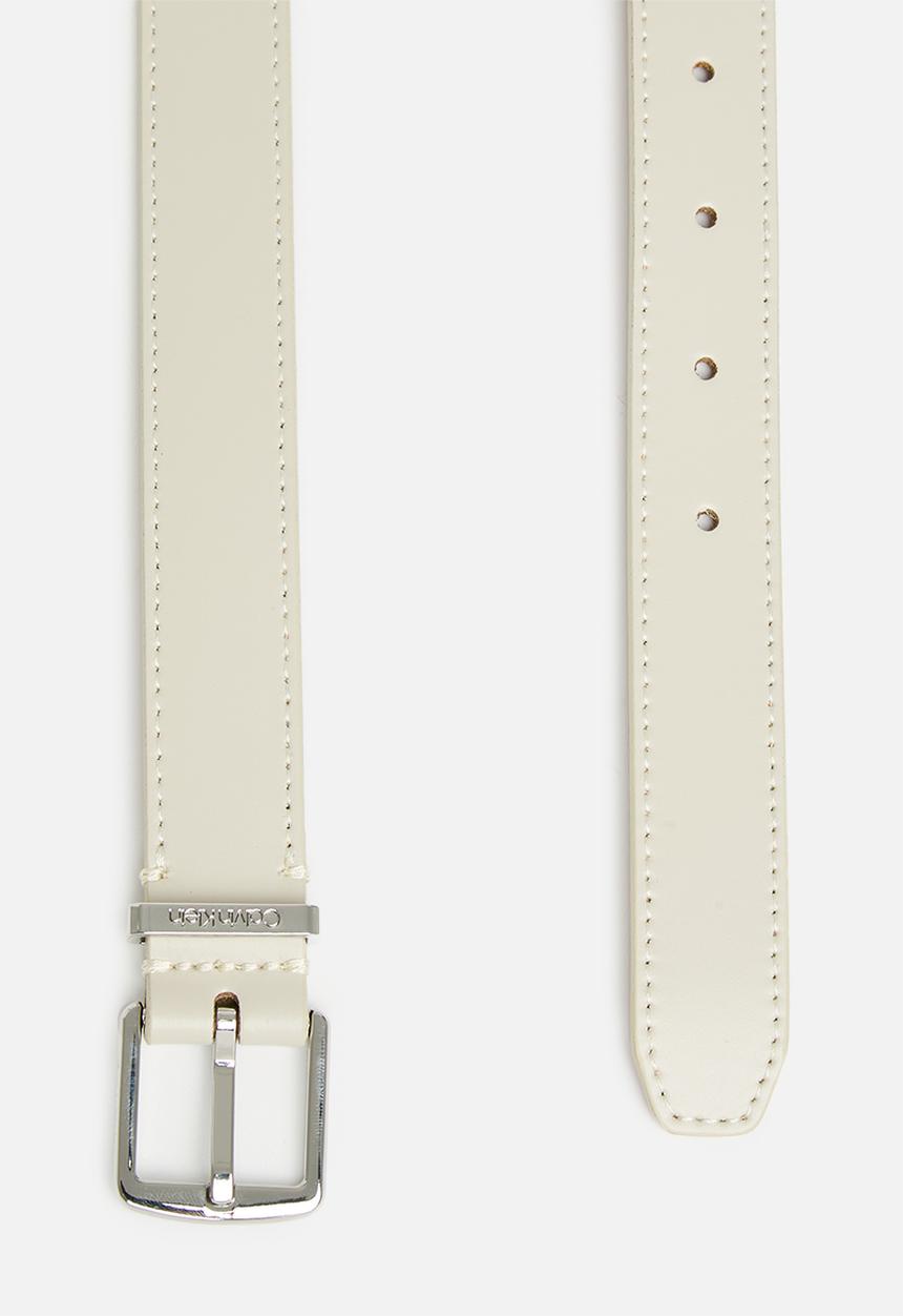 Calvin Klein - Ck must metal loop belt emb 25mm - stoney beige