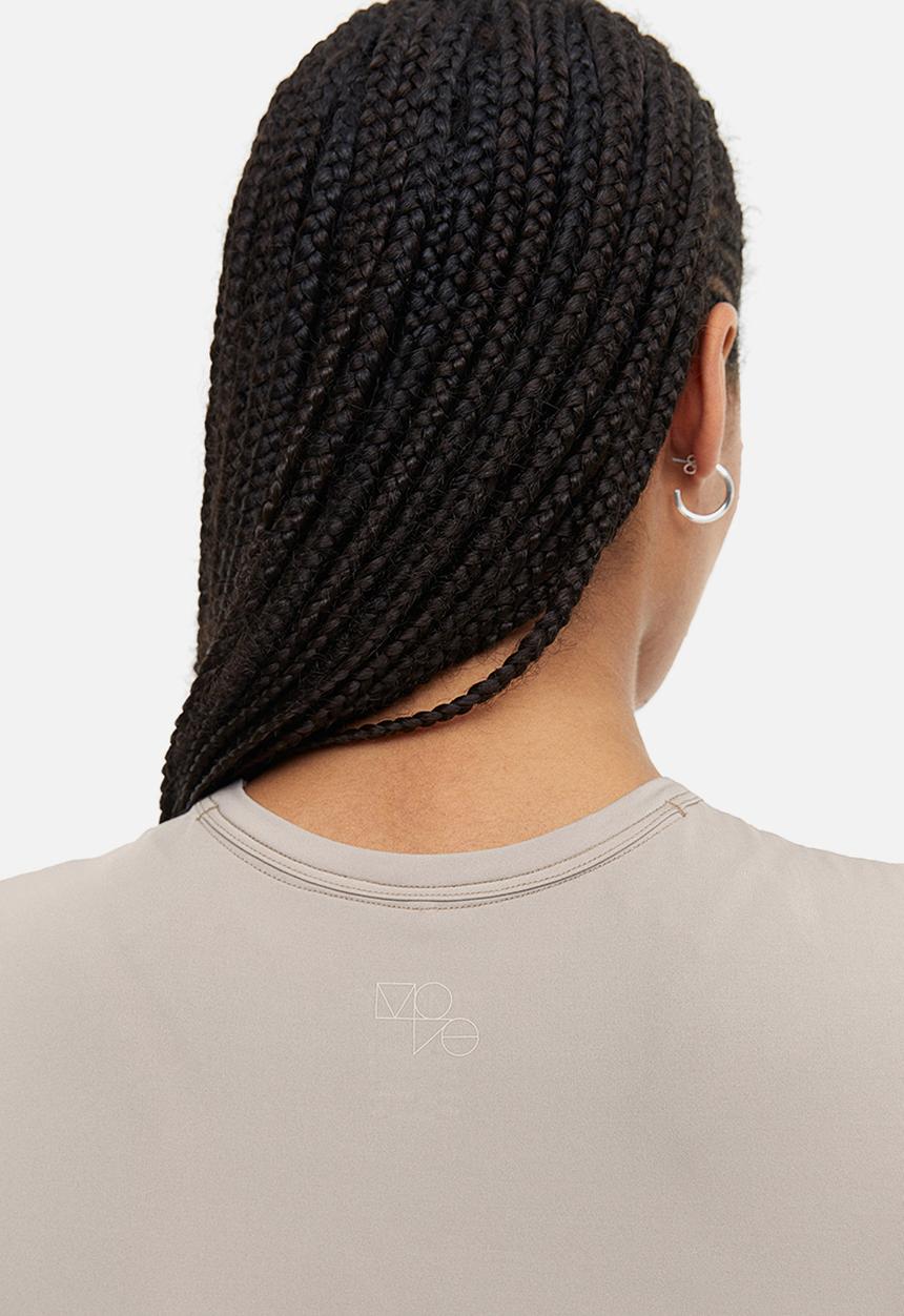 H&M - Drymove™ cropped sports top - light greige