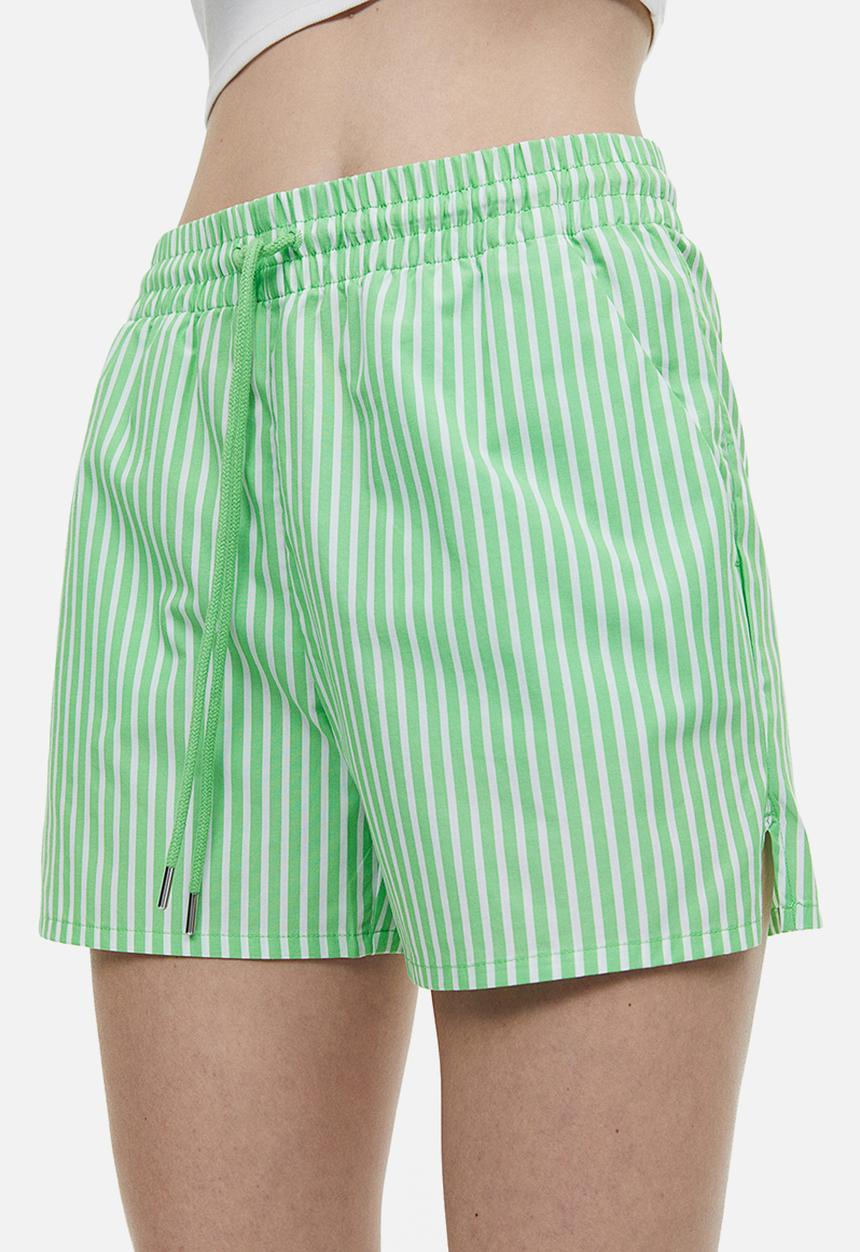 H&M - Pull-on shorts - green white striped