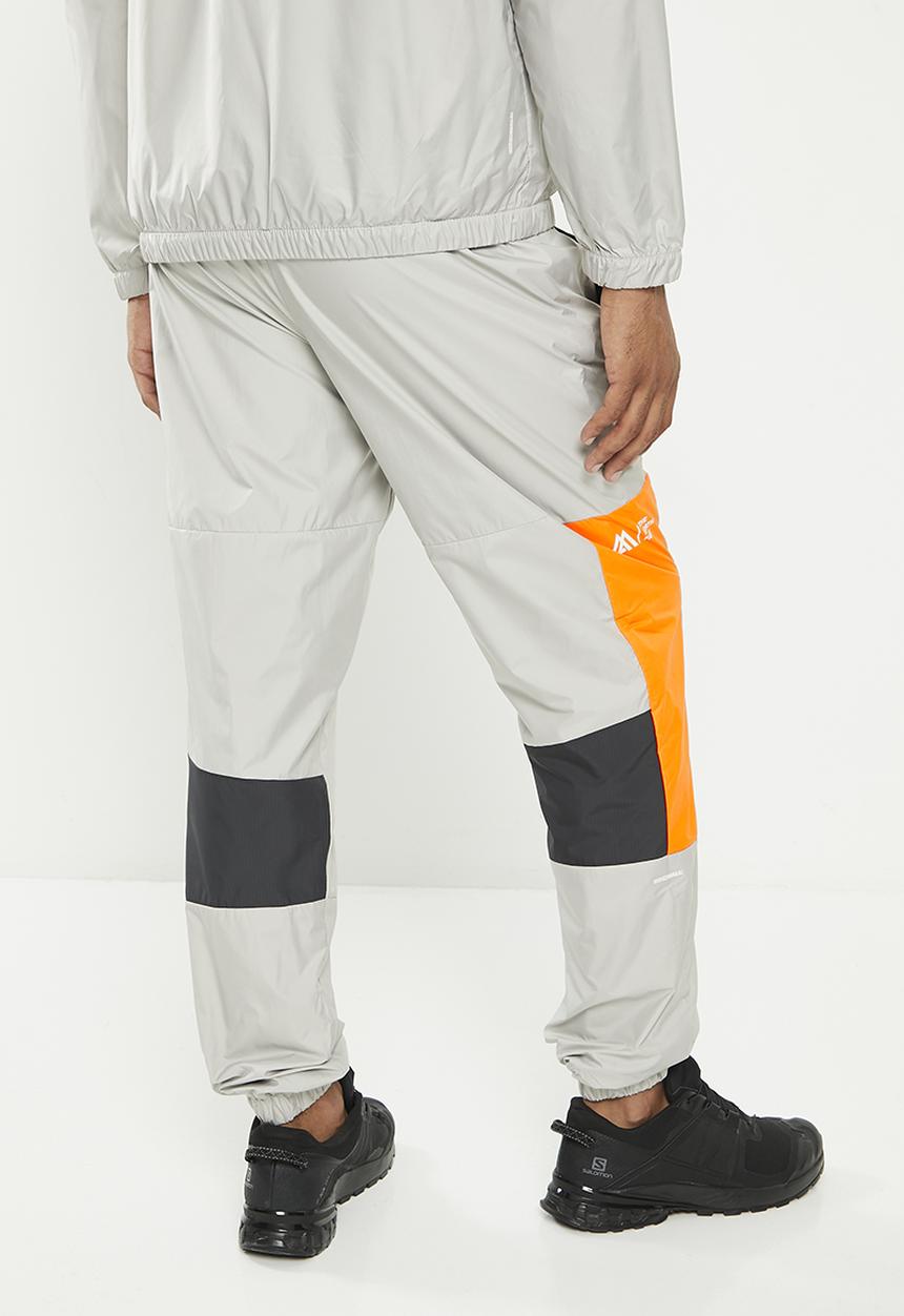 The North Face - M ma wind track pant - grey
