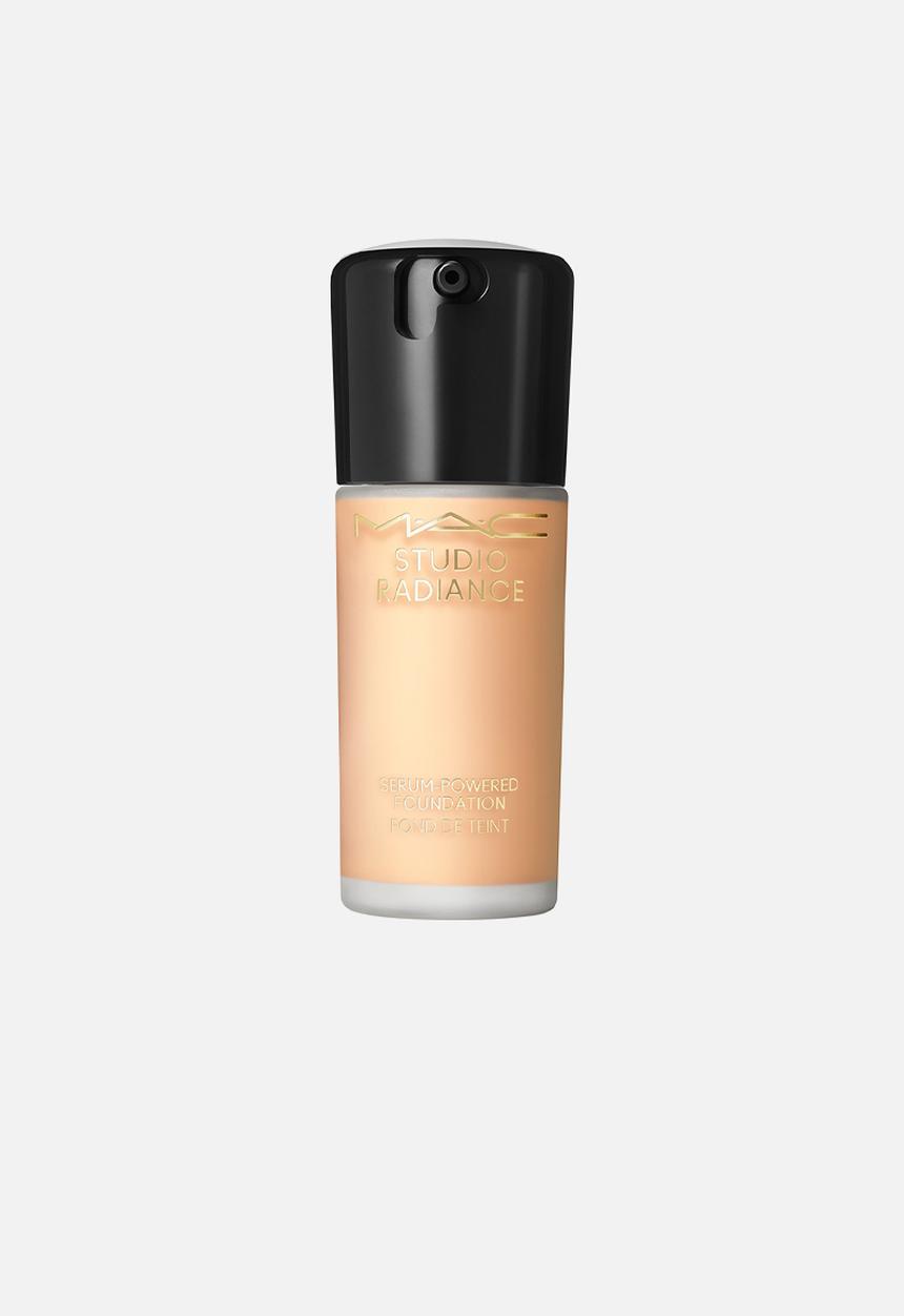 MAC - Studio Radiance Serum Powered Foundation 30ml - NC16