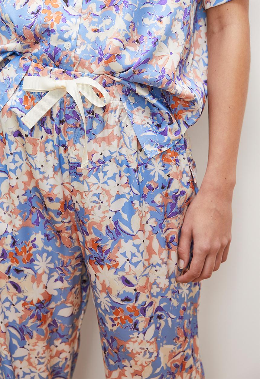 edit - Short sleeve satin button down set - blues watercolour floral