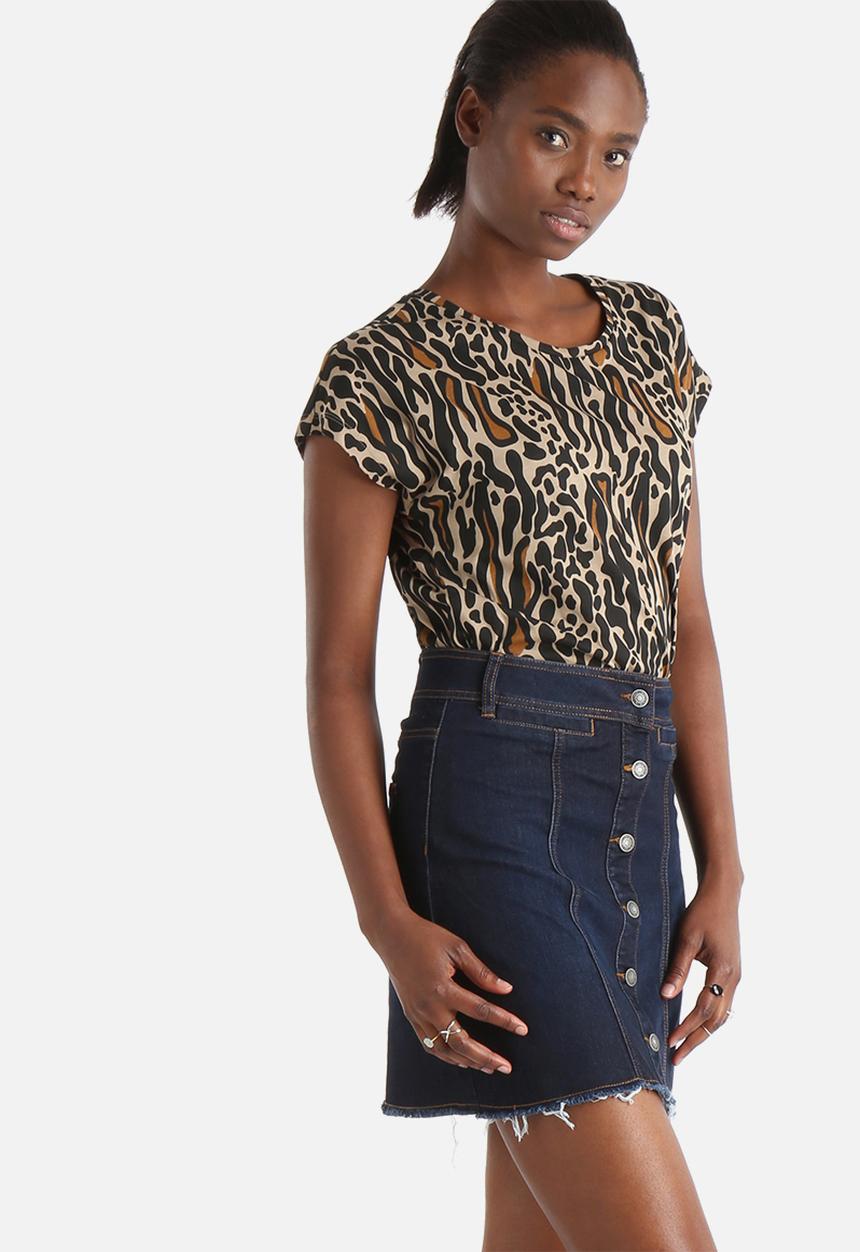 Vero Moda - Leo Animal Print Tee