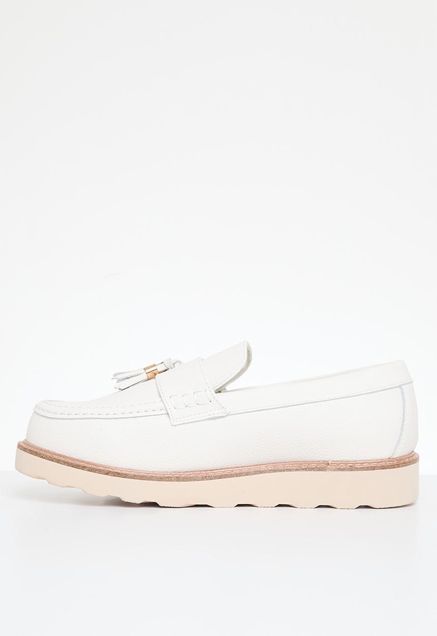 Jonathan D - J scout - white