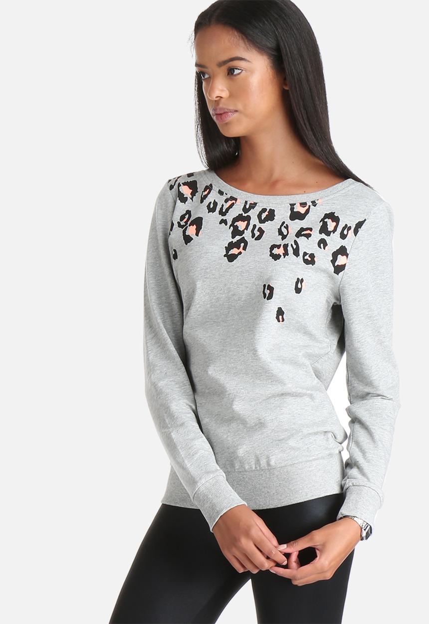 ONLY Play - Kendall Boatneck Sweat