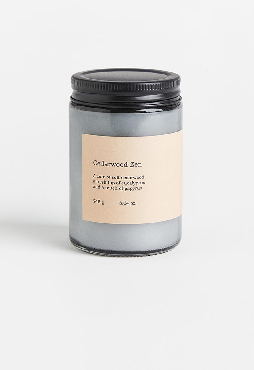 H&M - Scented candle in glass jar - grey/cedarwood zen