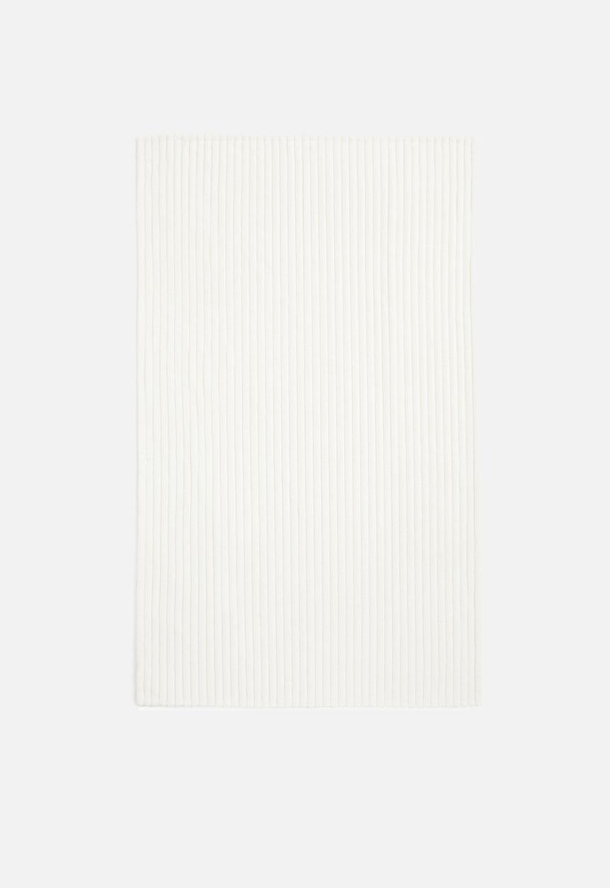 H&M - Ribbed bedspread - white