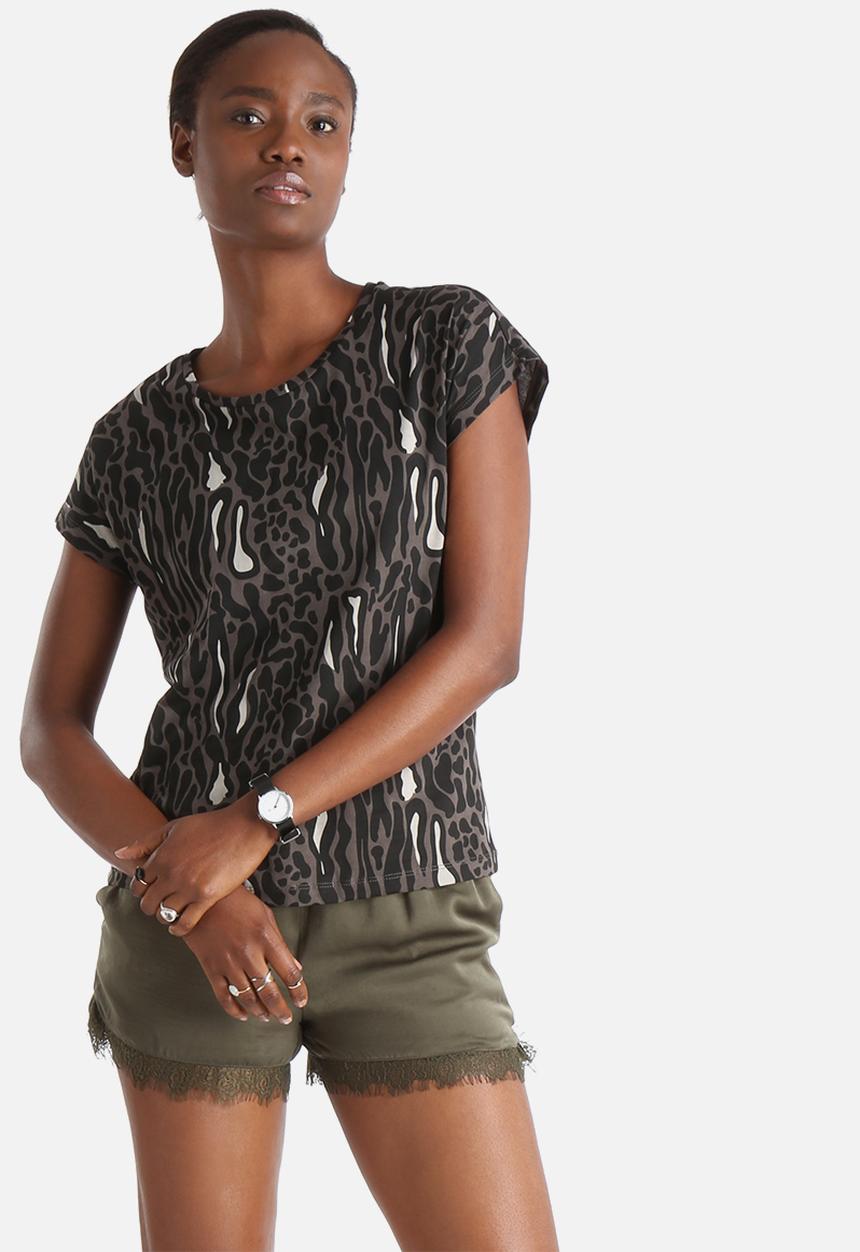 Vero Moda - Leo Animal Print Tee