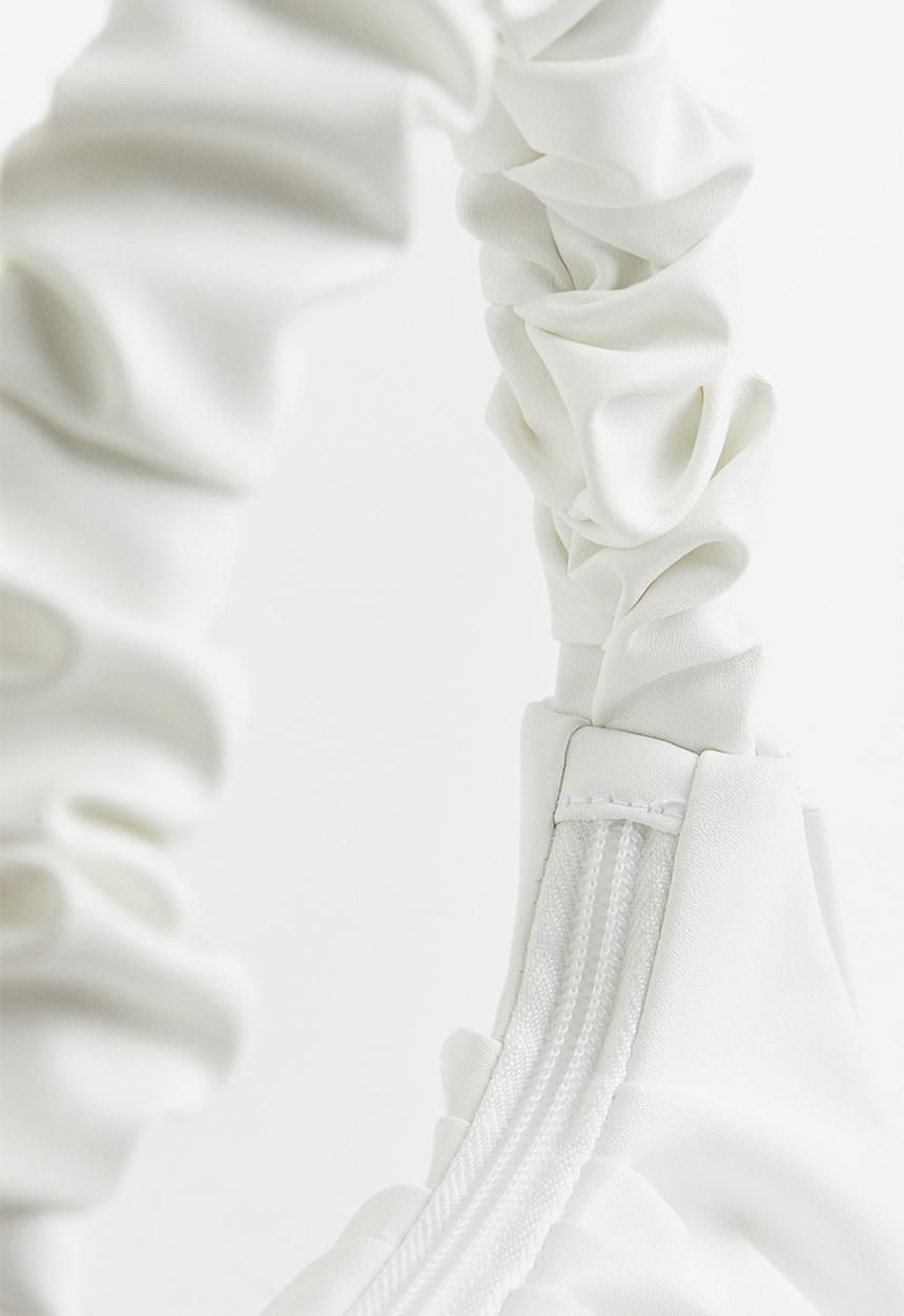 H&M - Pleated handbag - white