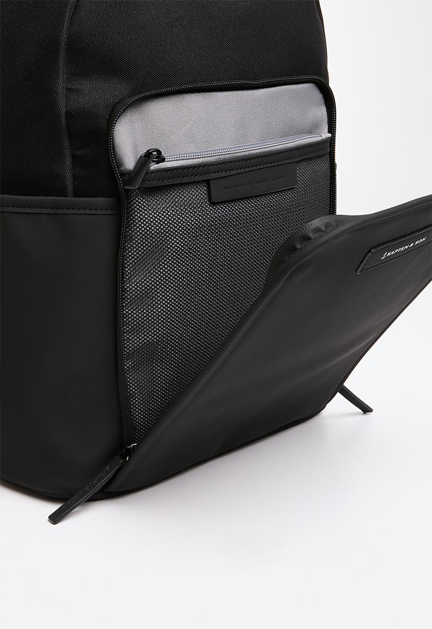 Kapten & Son - Aalborg - all black
