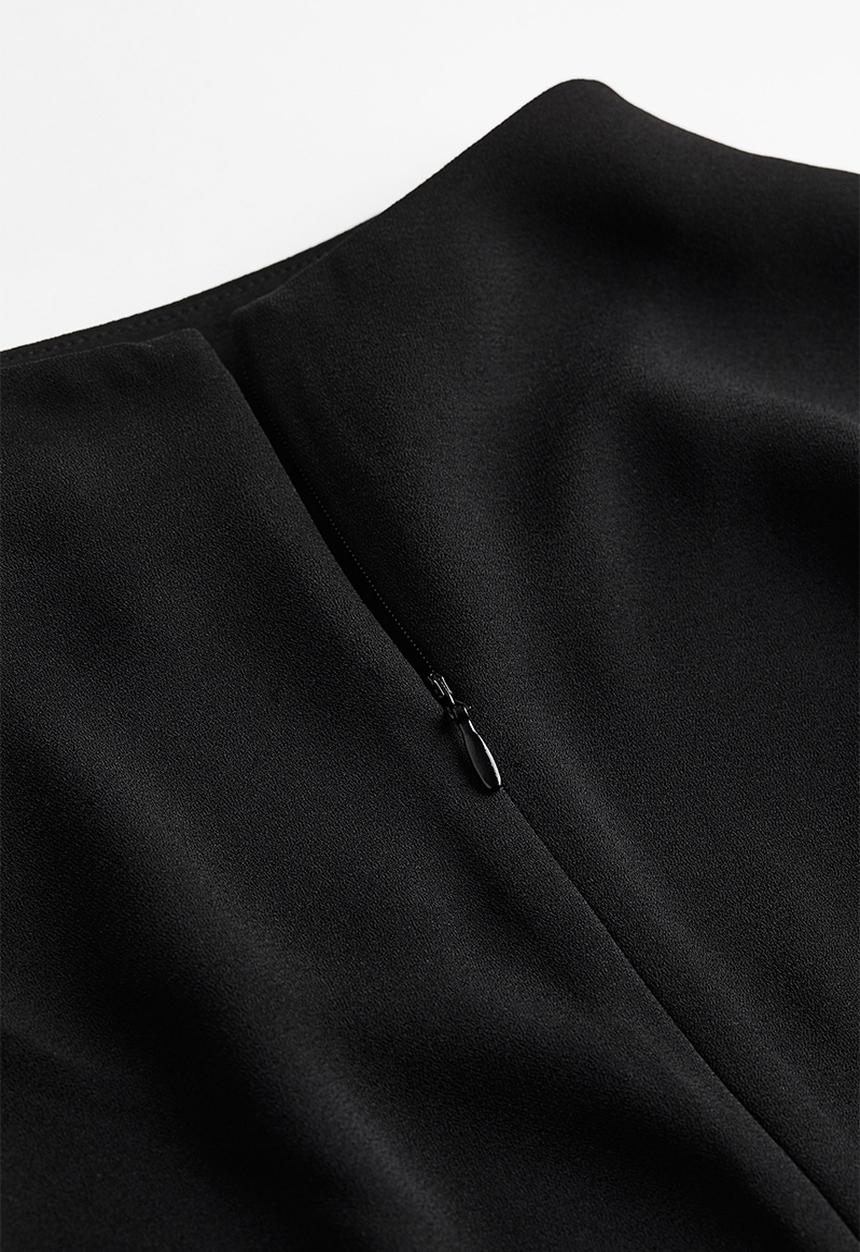 H&M - Gathered crêpe dress - black