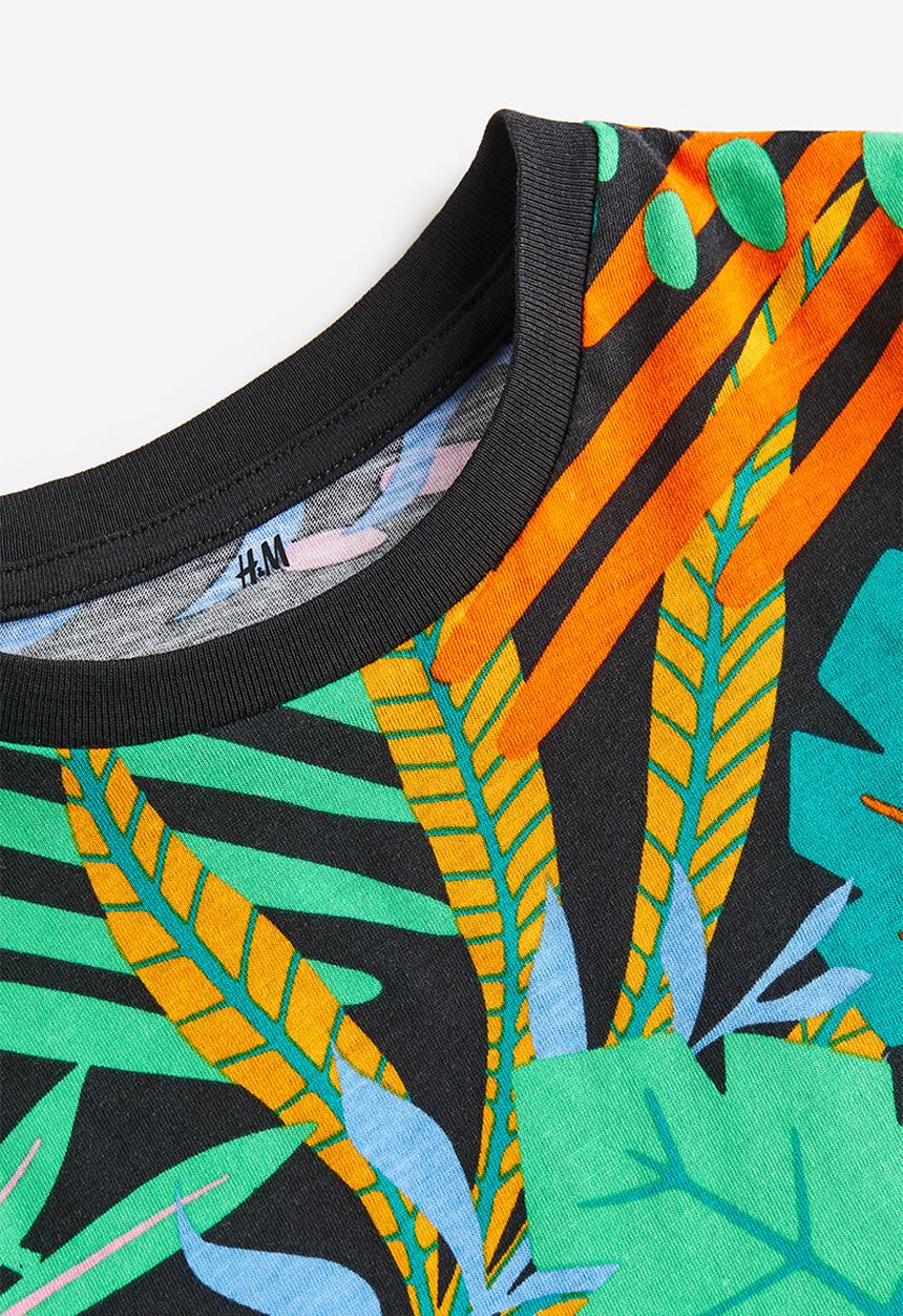 H&M - Printed T-shirt - black leaves
