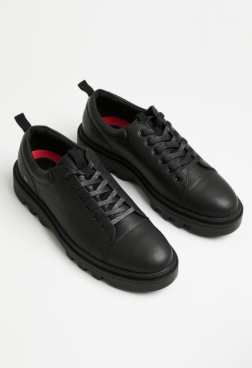 MAZERATA - Vinchey 32 nubuck - black