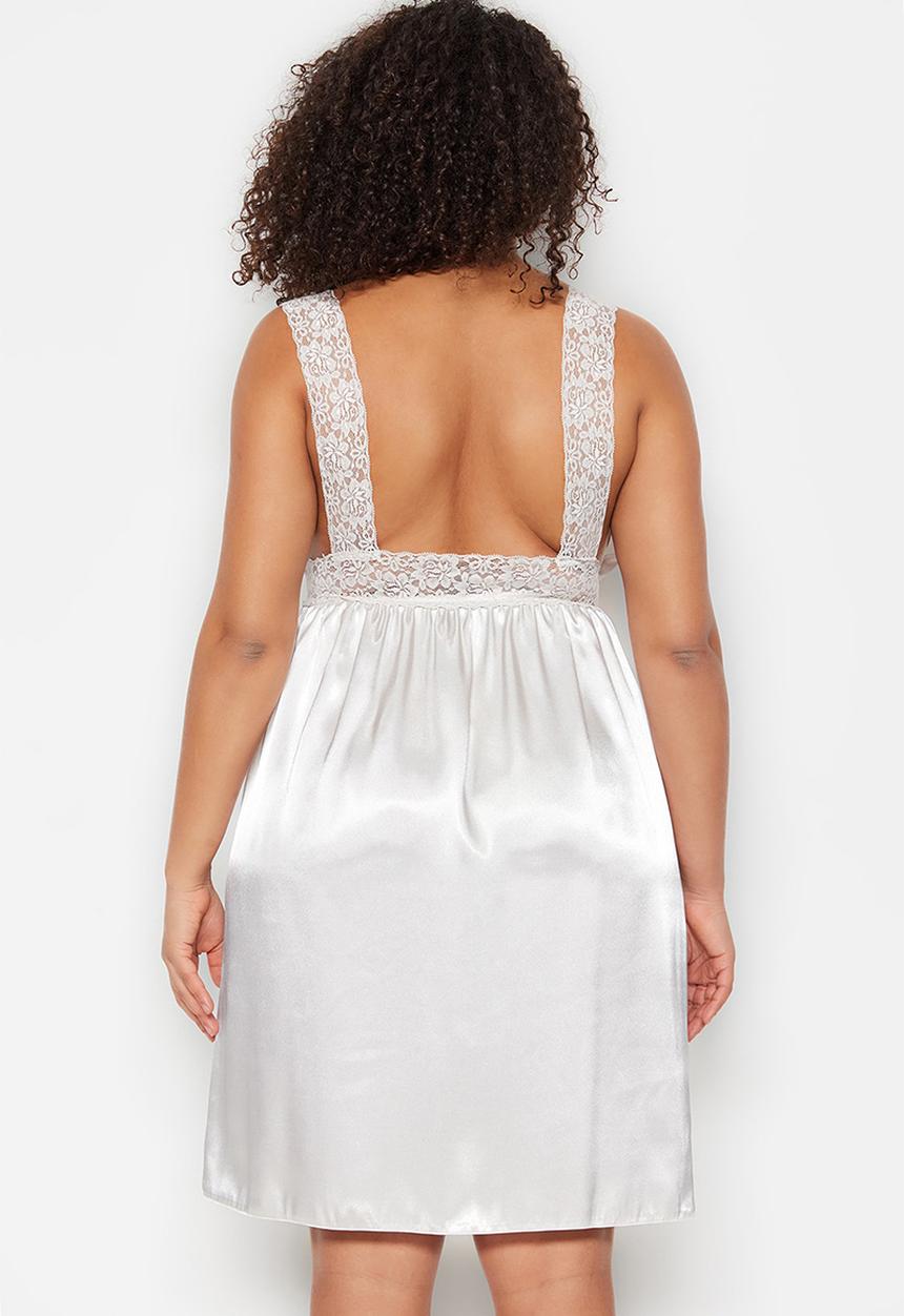Trendyol - Plus lace night dress - ecru