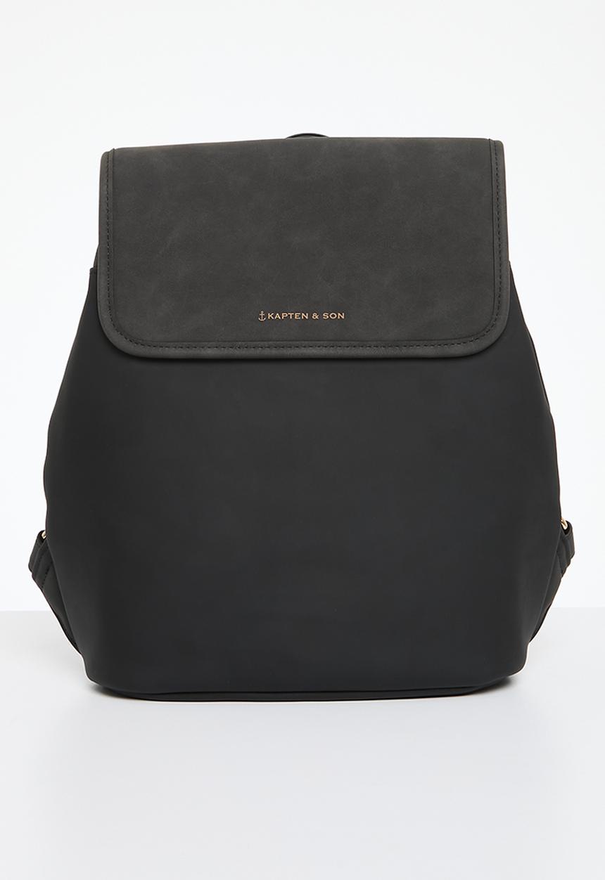 Kapten & Son - Copenhagen - all black