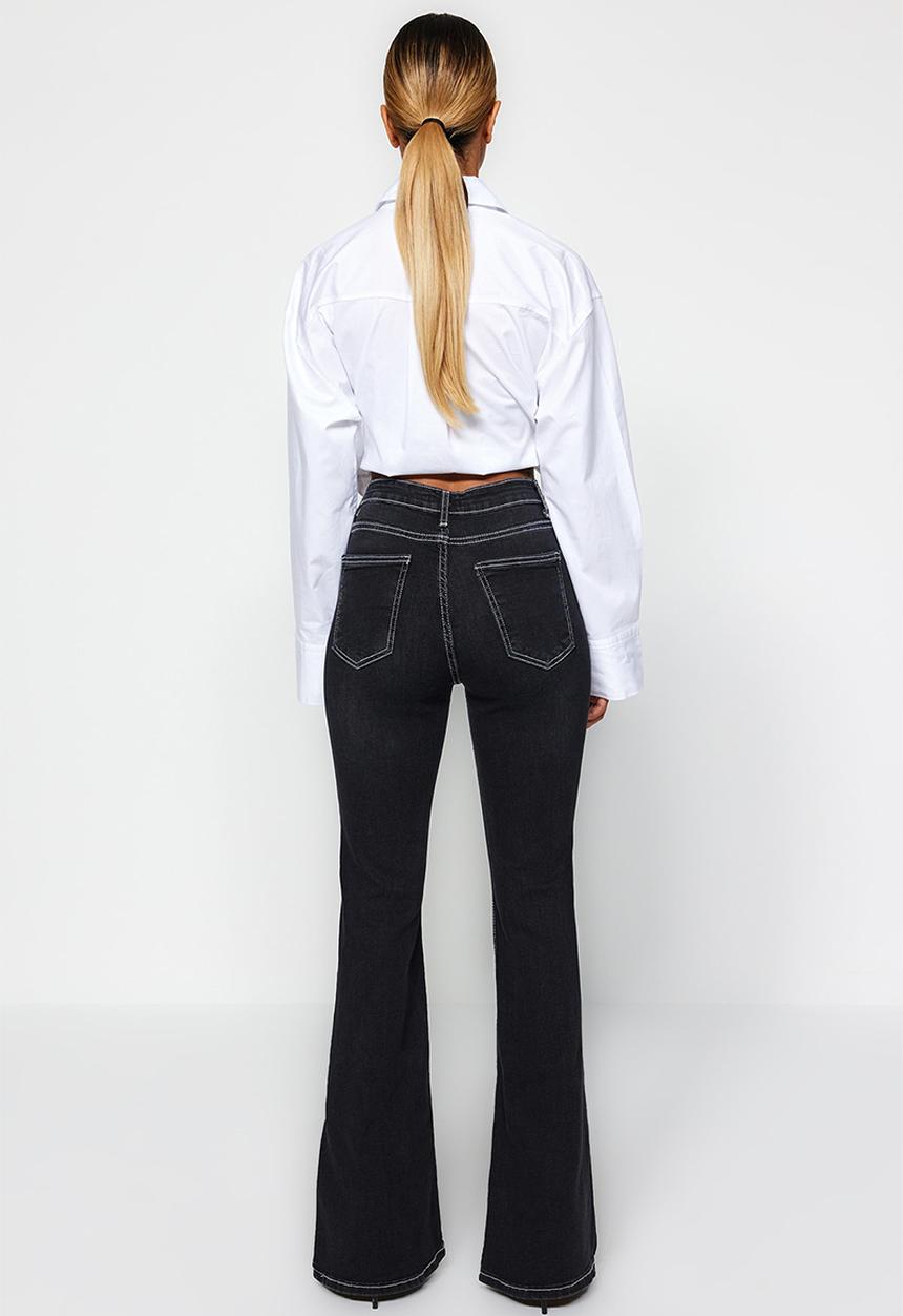 Trendyol - High rise bootcut jeans - black