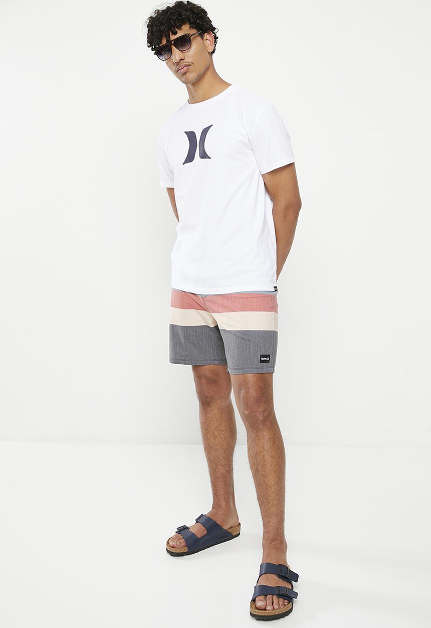Hurley - Icon core short sleeve T-shirt  - white