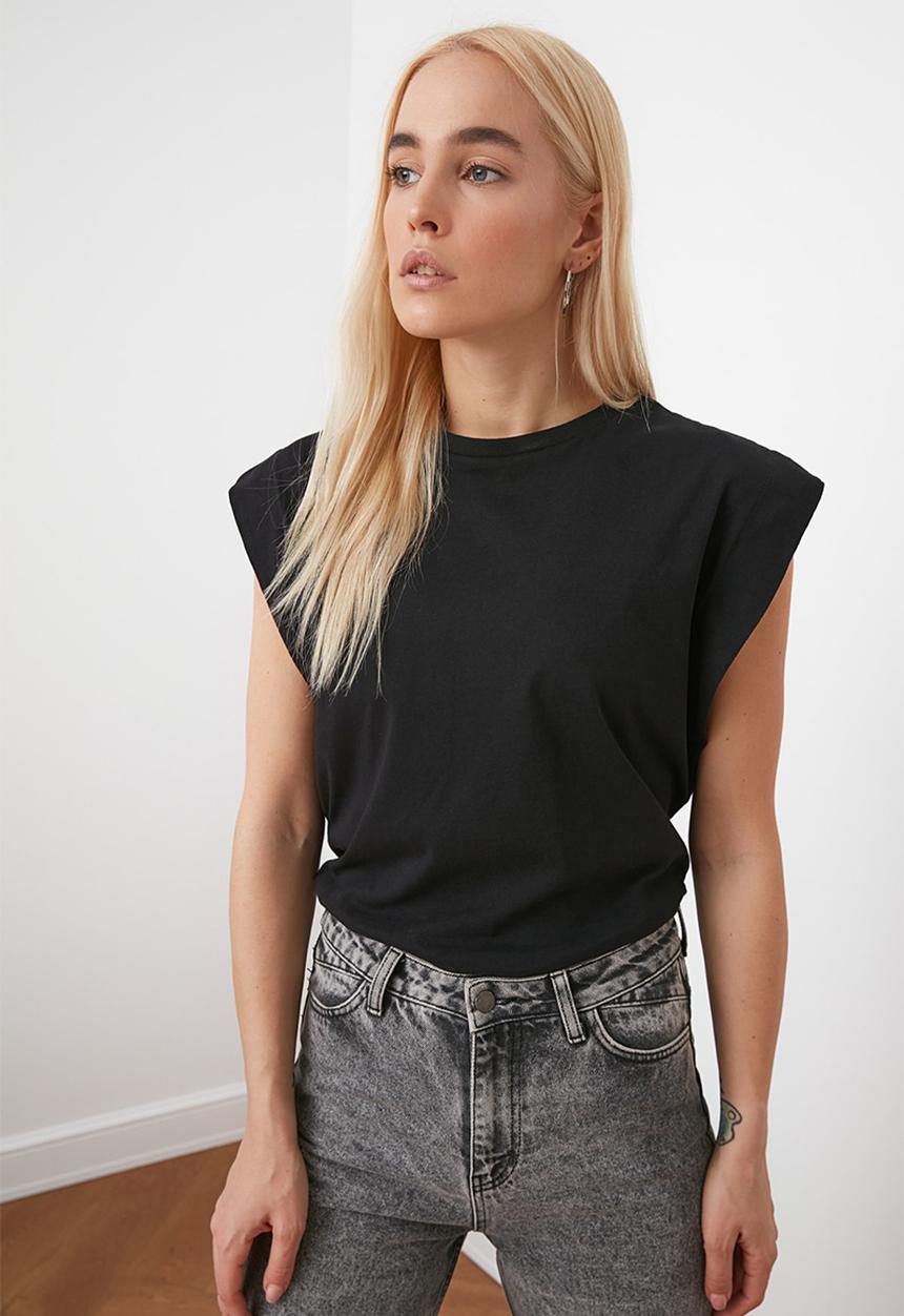 Trendyol - Cap sleeve knit tshirt - black