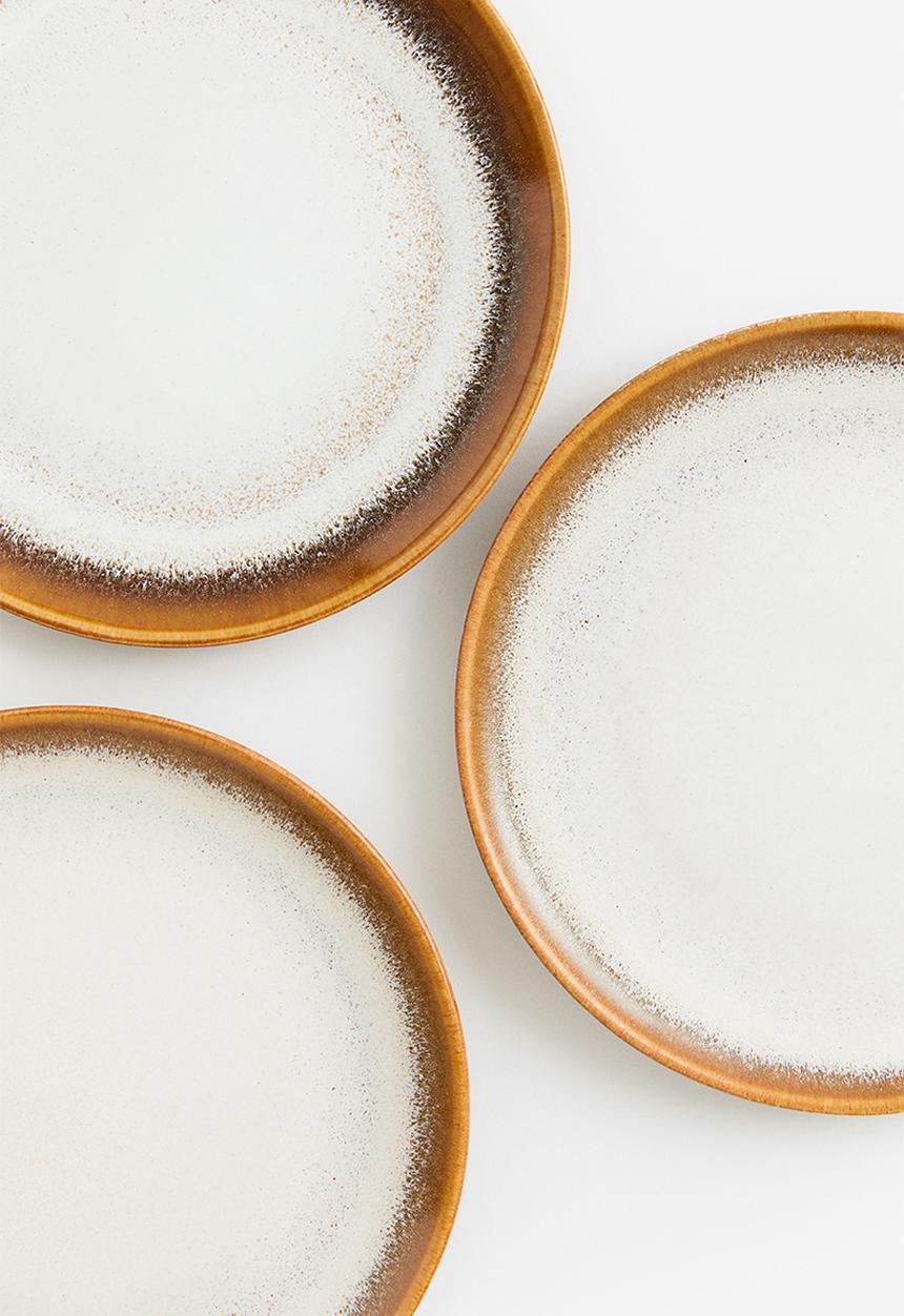 H&M - Small stoneware plate - dark yellow & white 