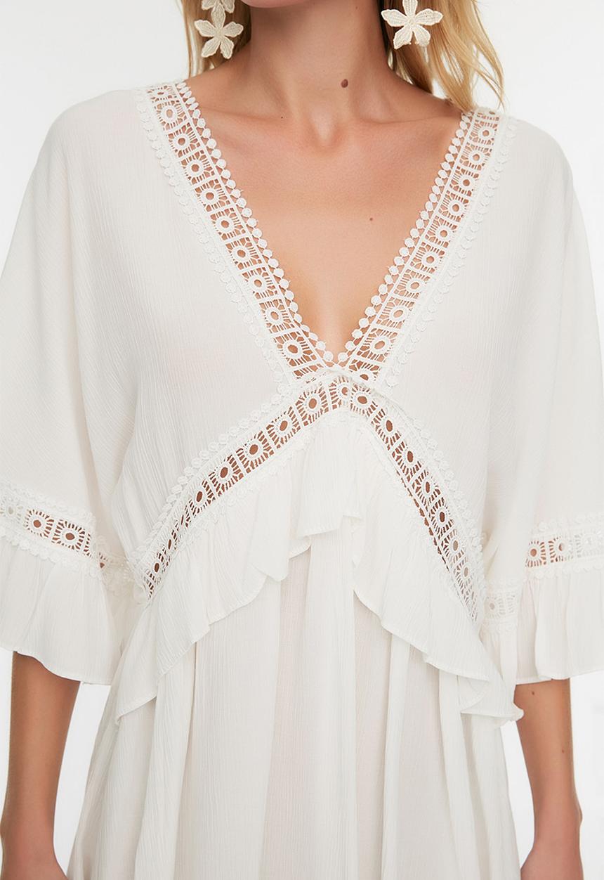 Trendyol - Mini ruffle v-neck beach dress - white