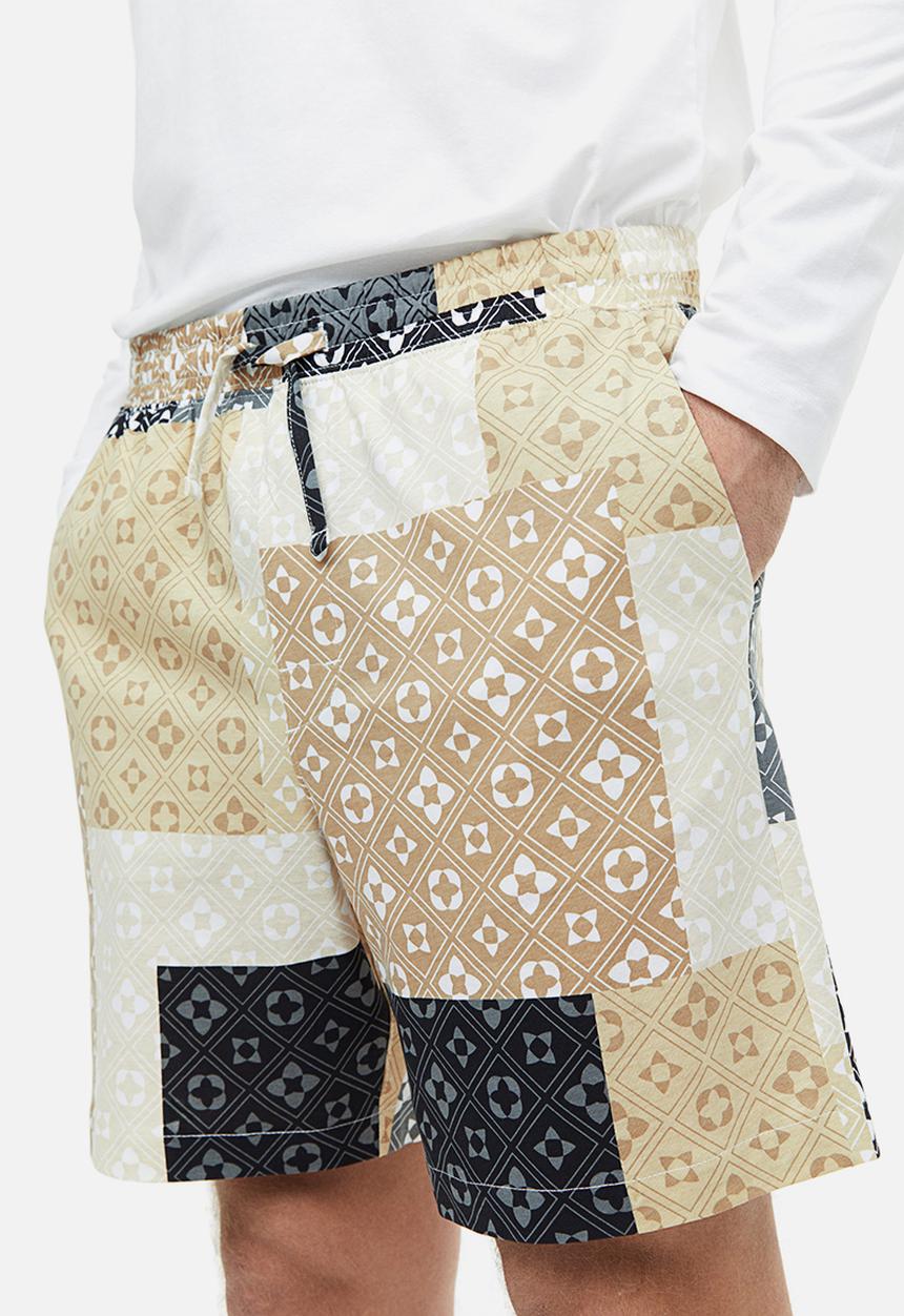 H&M - Regular fit pyjama shorts - beige block-patterned
