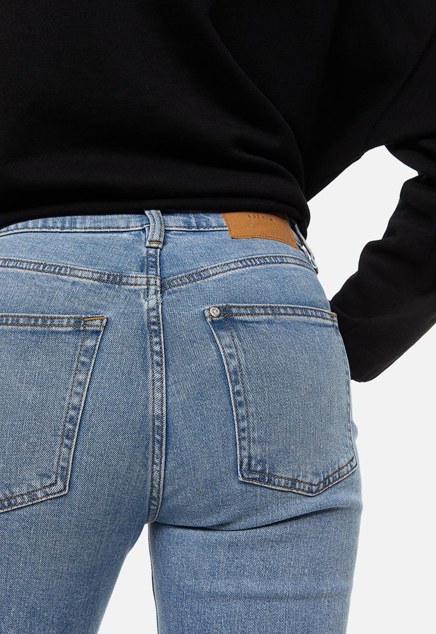 H&M - Mom fit ultra high ankle jeans - light denim blue washed