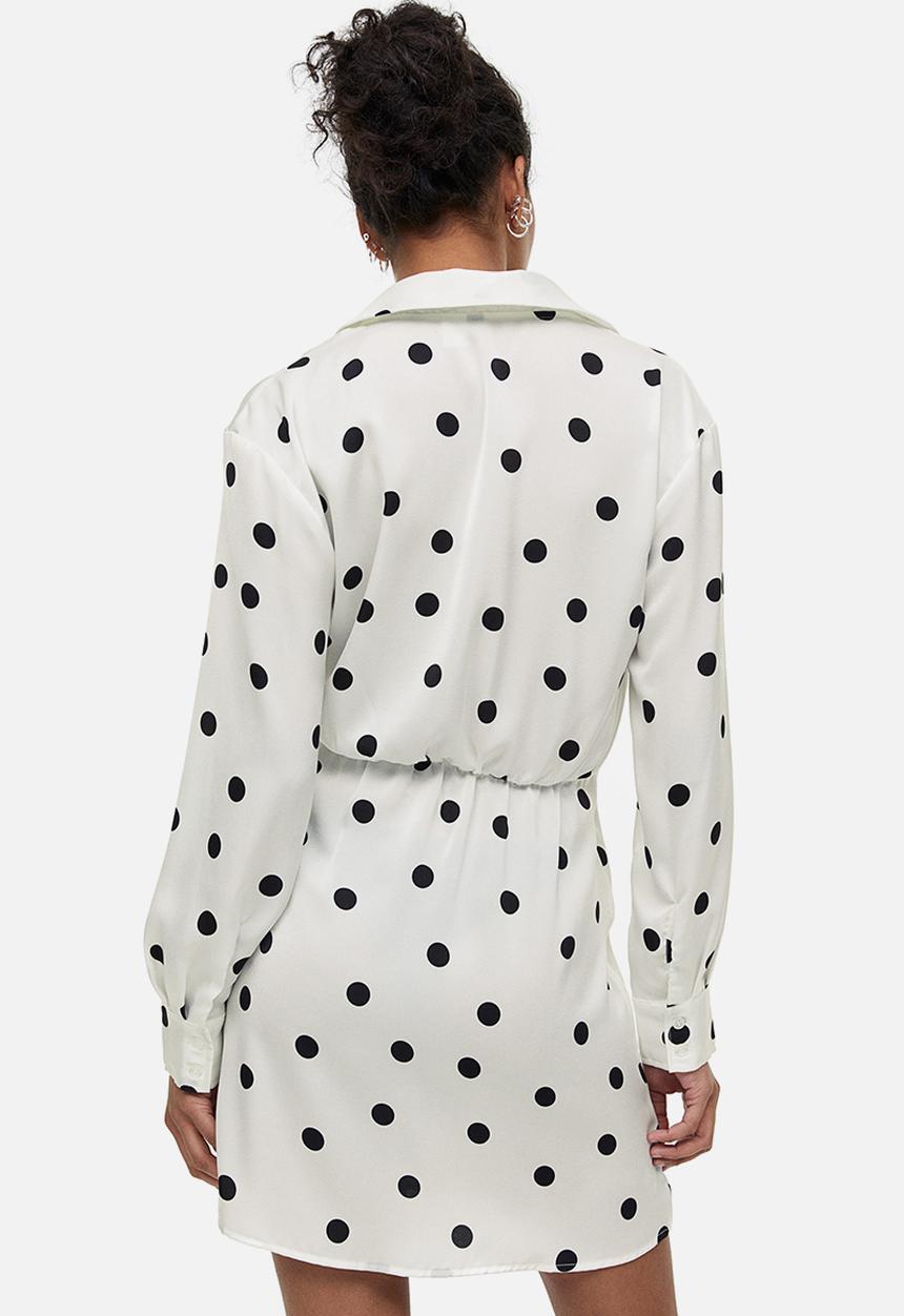 H&M - Satin wrap shirt dress - white spotted 