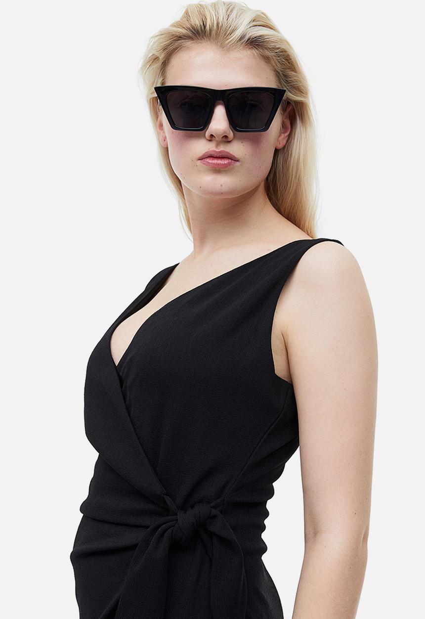 H&M - V-neck wrap dress - black