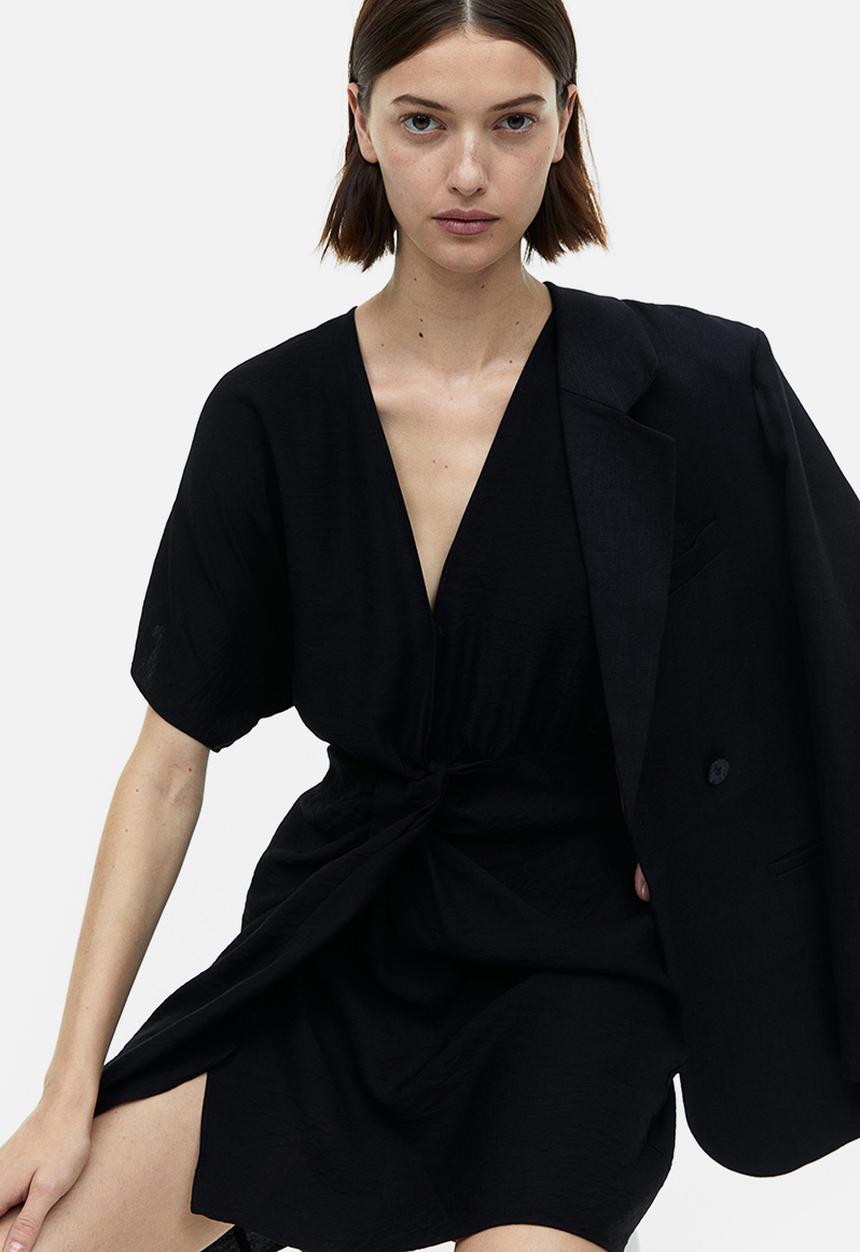 H&M - V-neck dress - black