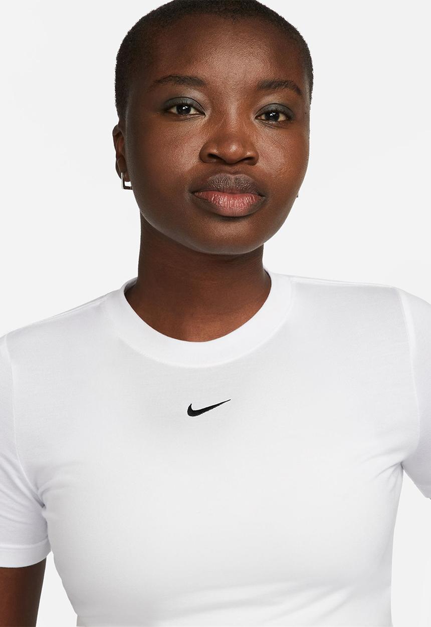 Nike - W nsw tee essntl slim crp lbr - white