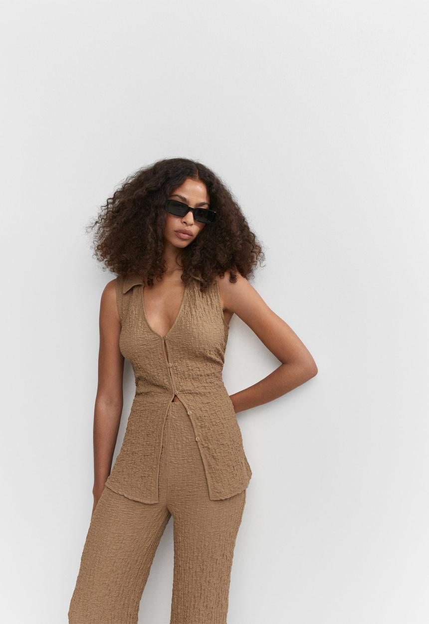MANGO - Waistcoat calobra - light brown