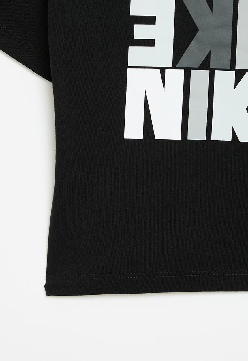 Nike - Nkg snackpack boxy tee - black