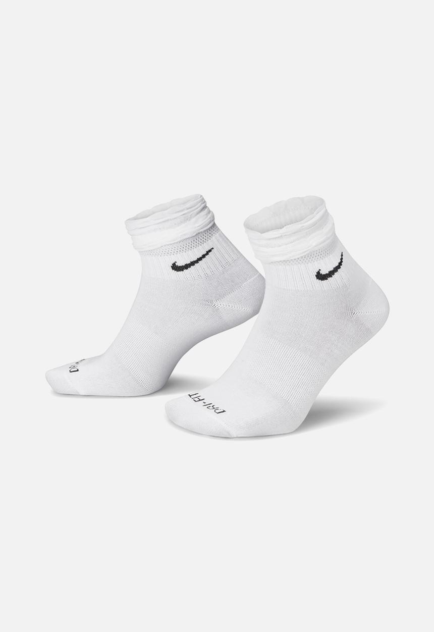 Nike - Nike everyday training ankle socks - white & black